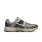 Nike Zoom Vemoro 5 Running Shoes