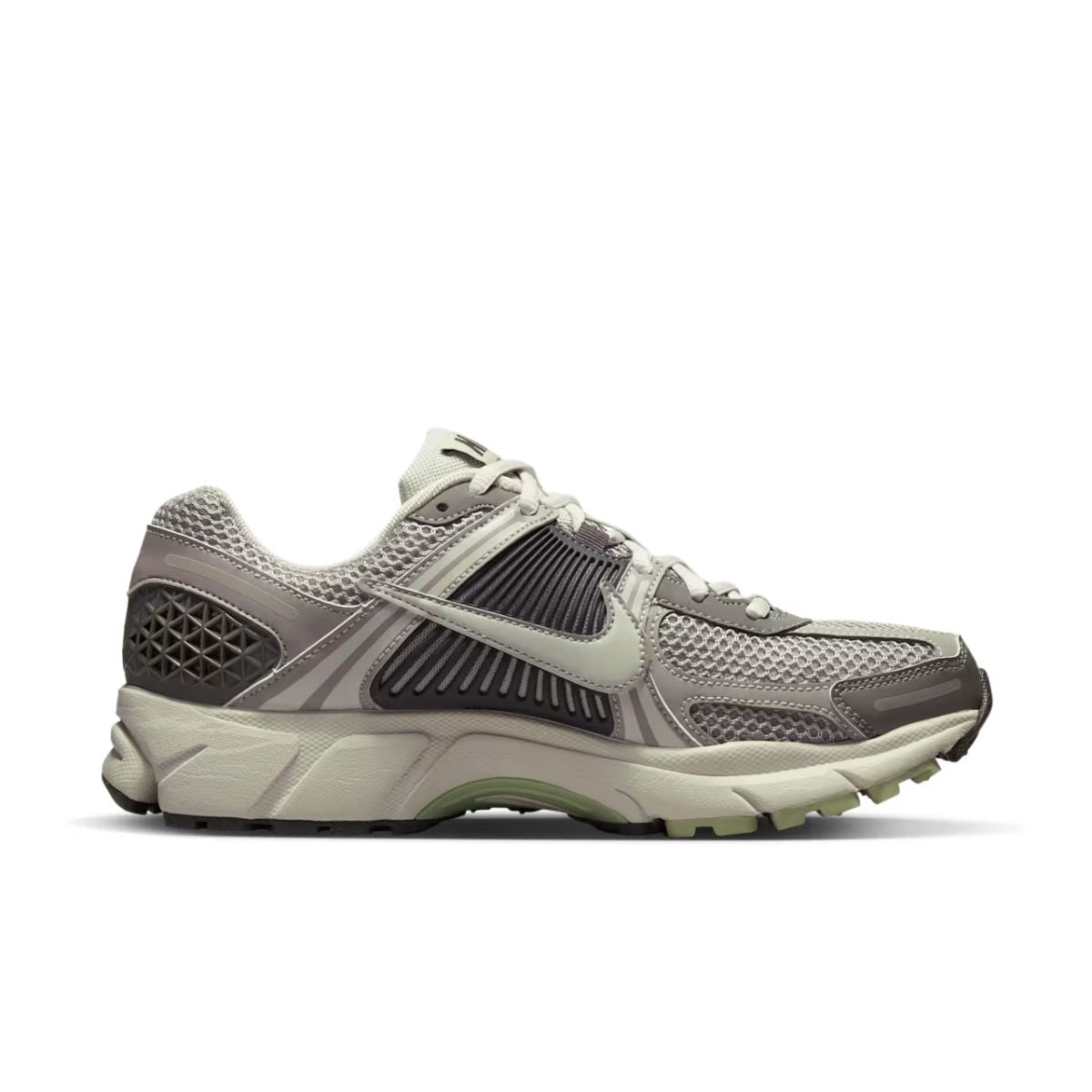 Nike Zoom Vemoro 5 Running Shoes