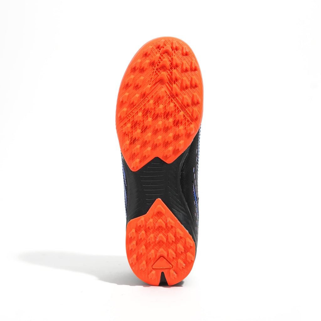 Puls8 Indoor Football Stud