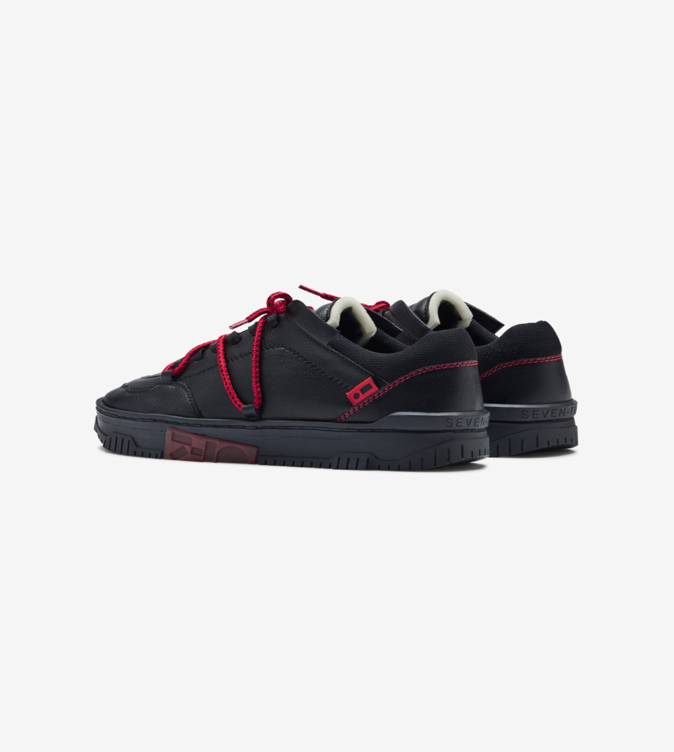 702 black & red low-top sneaker - The Grand Sale
