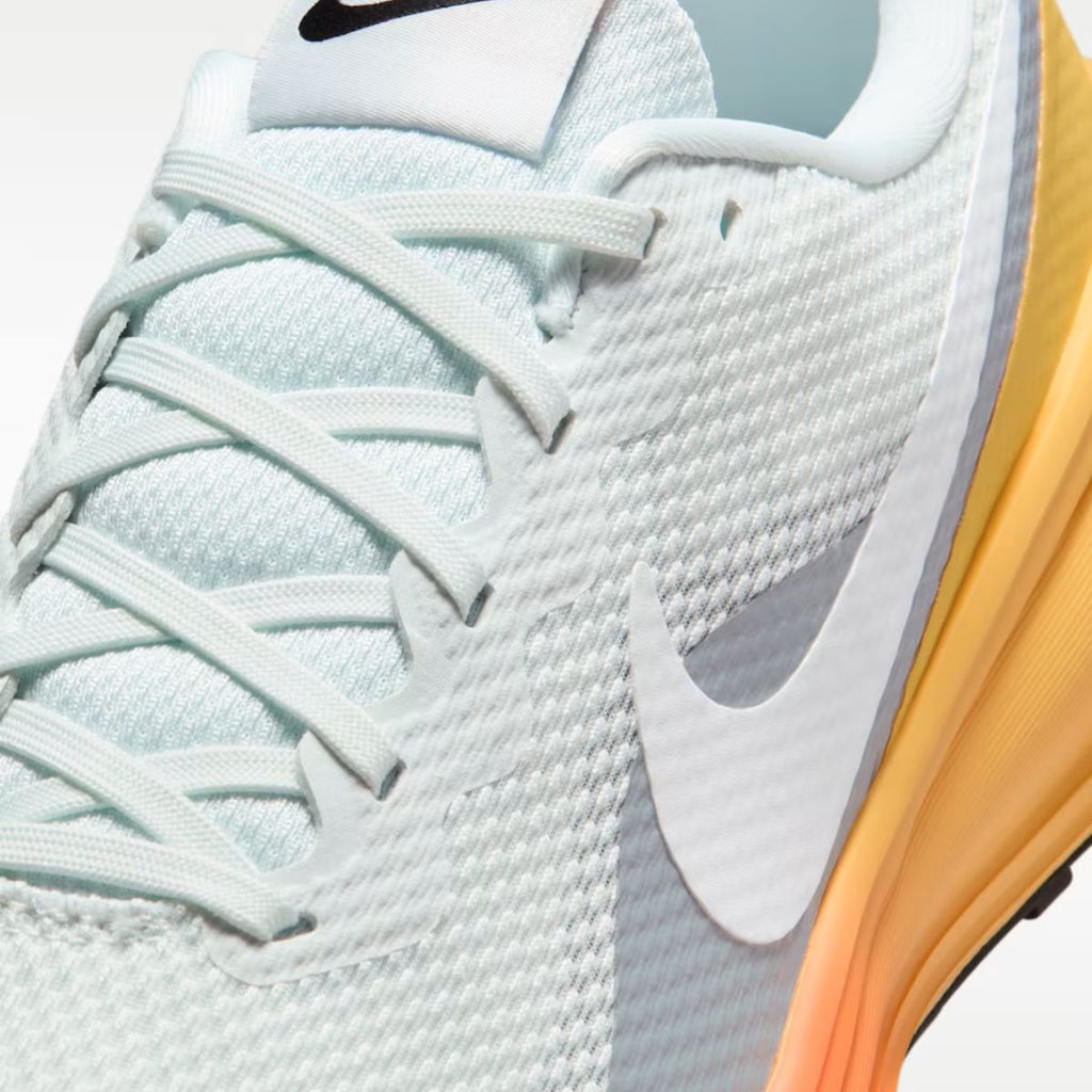 Nike Revolution 8 Running Shoes
