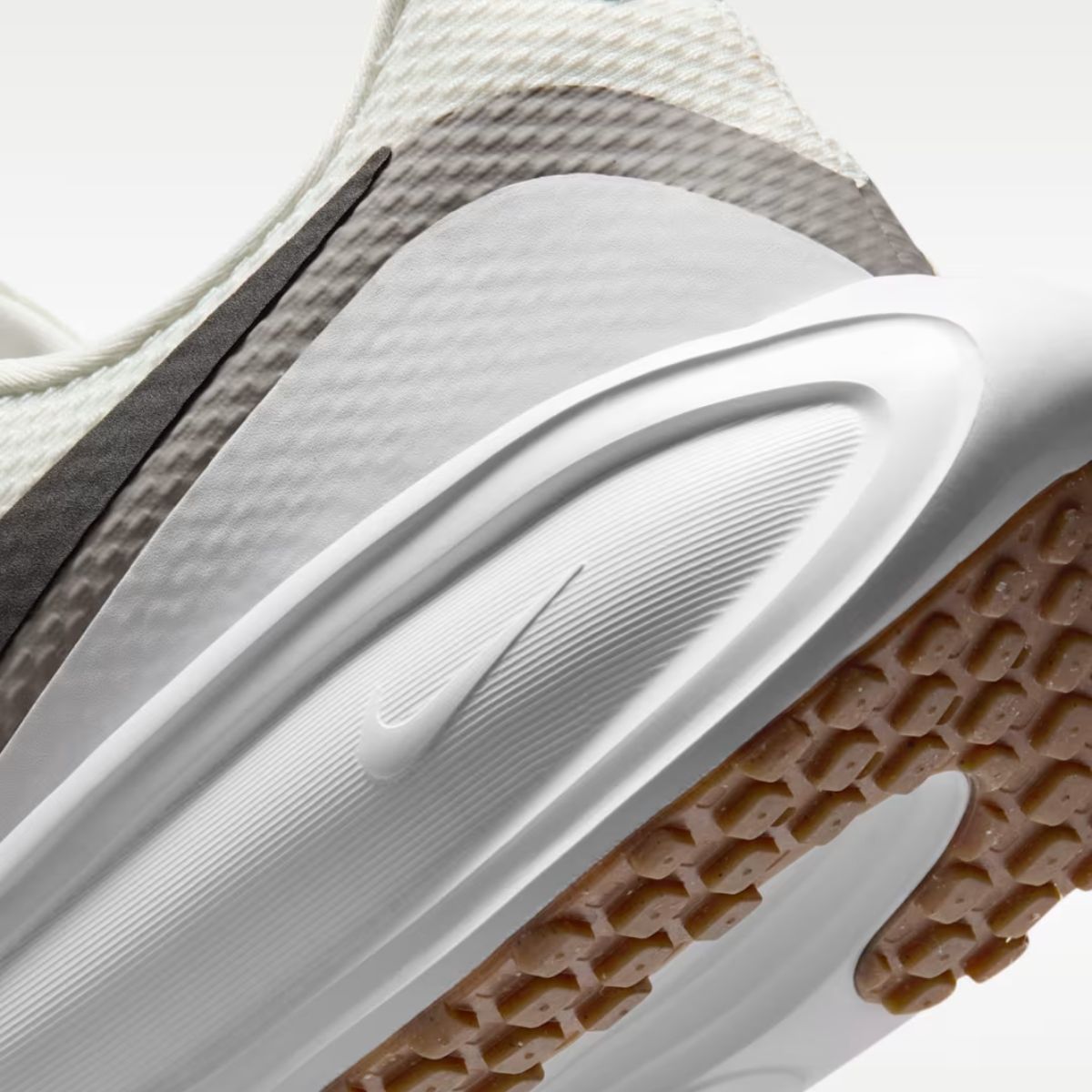 Nike Resolution 8 Running Shoes