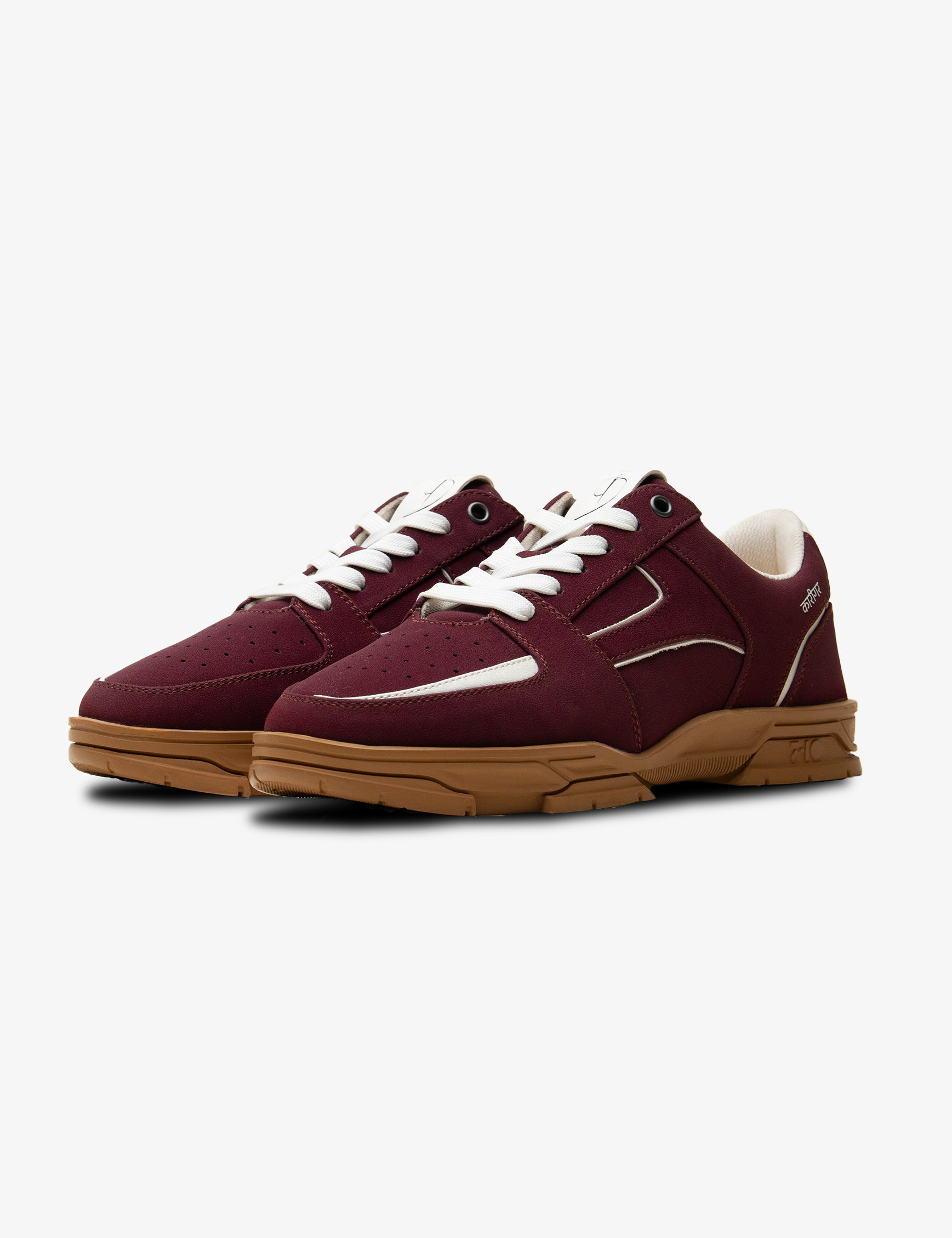775 Wine Low-Top Sneakers