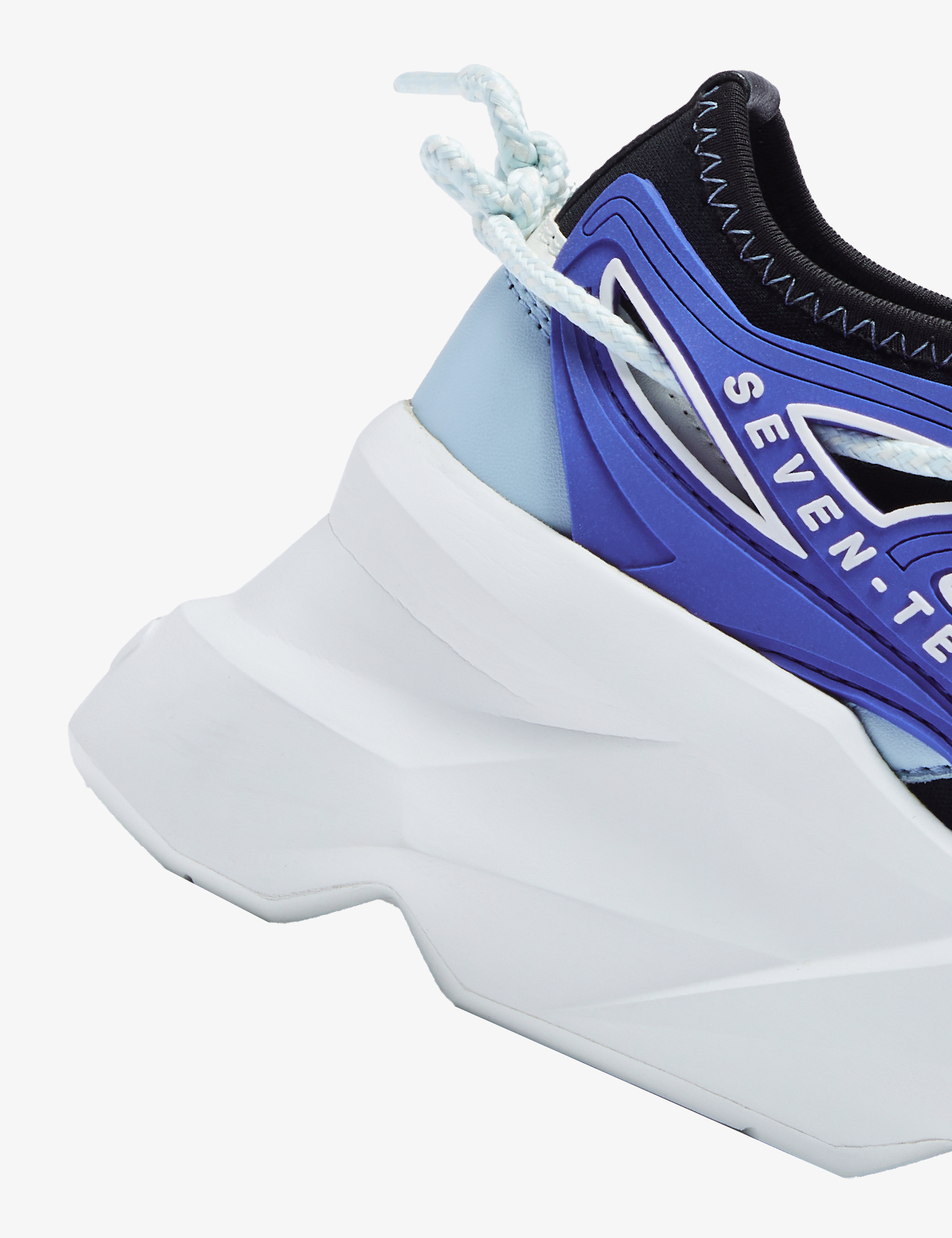 743 Hydra Blue & White Chunky Sneakers - The Grand Sale