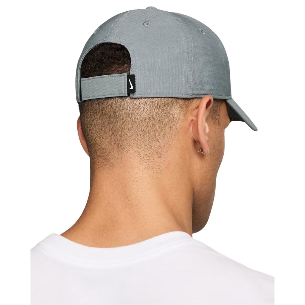 Nike Dri-Fit Club Structured Swoosh Cap