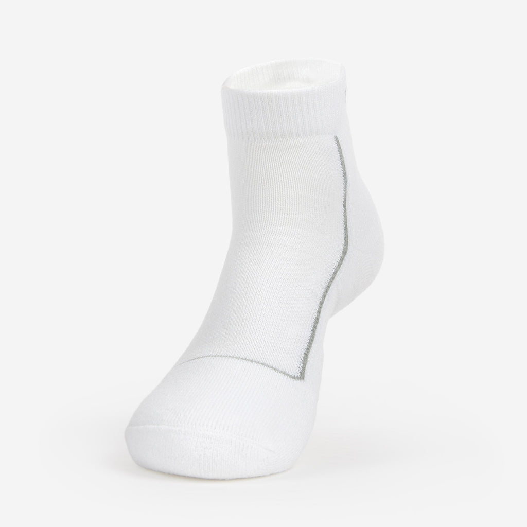 Thorlo Pickleball Light Cushion Ankle Pickleball Socks