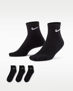 Nike Everyday Dri-Fit Crew Casual Socks