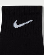 Nike Everyday Dri-Fit Crew Casual Socks