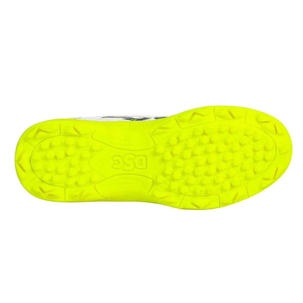 DSC Beamer Cricket Shoes